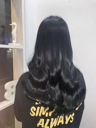 ロング カラー パーマ ヘアアレンジ メンズ キッズ ネイル マツエク・マツパ アイブロウ 🤍韓国風/艶髪🤍 鳥越美羽のヘアスタイル