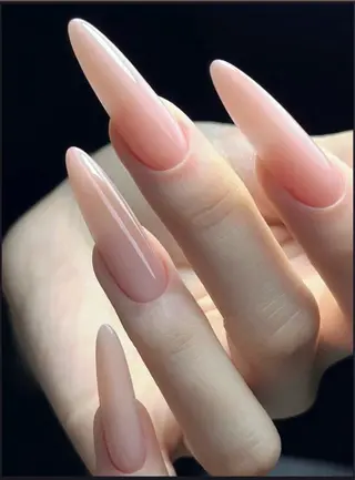 ネイル 胡蝶蘭レディースサロ ンNailMOKAのネイルデザイン