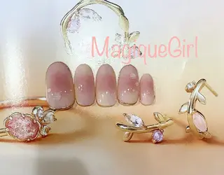 ネイル Magique Girlのネイルデザイン