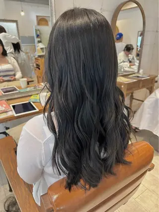ロング カラー 🐾かとう なこ🐾のヘアスタイル