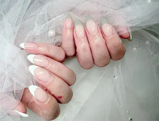 ネイル ガールネイルサロン所属・ガール　ネイルサロン 垣内　英里のネイルデザイン