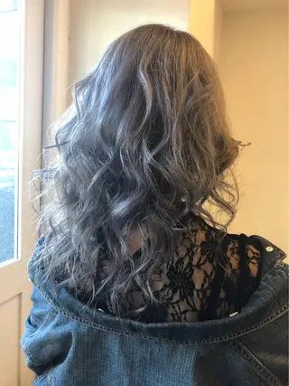 セミロング カラー 🍀Moda by Grande🍀のヘアスタイル