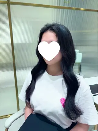 セミロング カラー 透明感カラー / レイヤー/ mamiのヘアスタイル