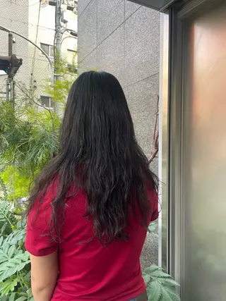 ロング カラー 頼金 愛海のヘアスタイル