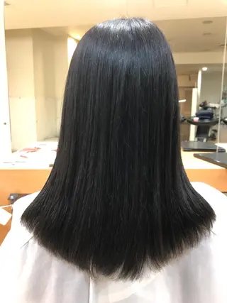 セミロング カラー mod'shair船橋所属・ムロオカ ヨシキのヘアスタイル