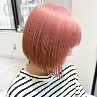 ショート カラー ハイトーン×推し カラー💫Miyuのヘアスタイル