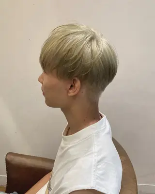 メンズ 透明感カラー 🐺黛杏香🐺のヘアスタイル