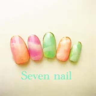 ネイル 名倉 なな子のネイルデザイン