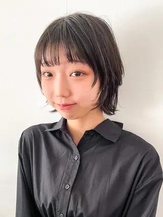 ショート ハイトーンカラー RYUのヘアスタイル