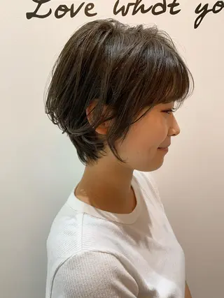 ショート カラー 中村 優太のヘアスタイル