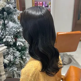 カラー 大村 真咲のヘアスタイル