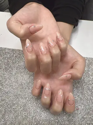 ネイル Guarendo錦糸町店所属・ガレンドウ 白澤 愛子のネイルデザイン