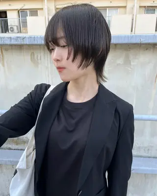 ショート カラー ハイトーン/ショート 村上淳乃🐥のヘアスタイル