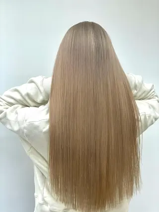 ロング MONIQA【モニカ】所属・名古屋ハイトーン/ 🐶ブリーチ専門店のヘアスタイル