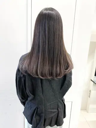 セミロング 公式 Ease by amble luxeのヘアスタイル