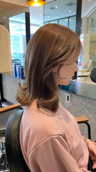 セミロング カラー 透明感カラー🫧/ 髪質お悩み改善/みゆのヘアスタイル