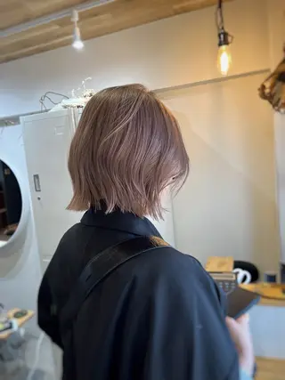 ショート カラー 下石怜子/レイヤー/ 透明感カラーのヘアスタイル