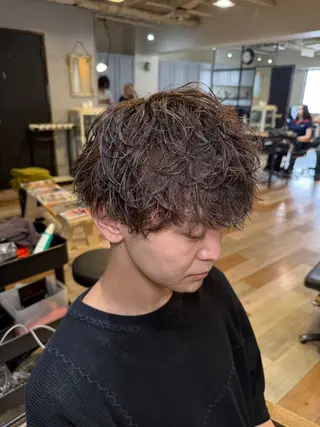ショート カラー パーマ メンズ メンズカット/パーマ 艶カラーTAIGA︎のヘアスタイル