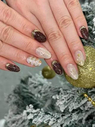 ネイル グロー ネイルのネイルデザイン