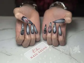 ネイル 💕鈴木ユリ パラジェル/オフ無料のネイルデザイン