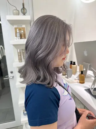 ミディアム ハイトーンボブ Mizuki.のヘアスタイル