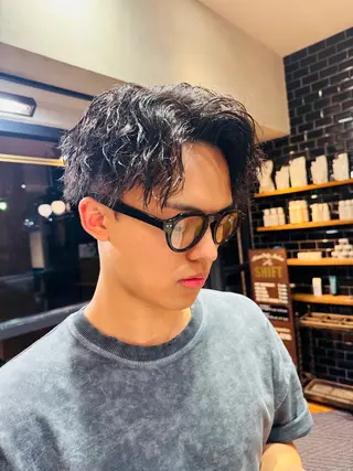 ミディアム shift赤坂店所属・武井 颯太のヘアスタイル