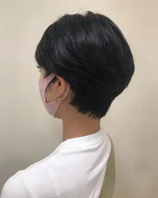 ショート 林 瑠夏のヘアスタイル