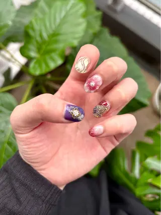 ネイル 阿部 史奈のヘアスタイル