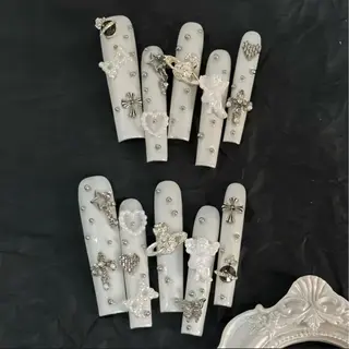 ネイル 清水 吹雪のネイルデザイン