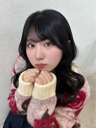 ロング カラー 森山 真衣香のヘアスタイル