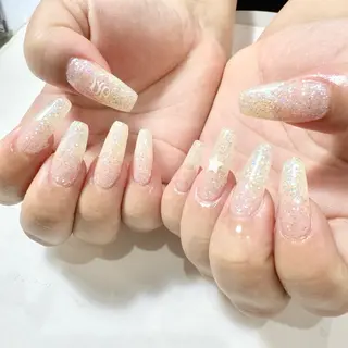 ネイル Laughing所属・Laughing ラフィングのマツエク・マツパデザイン