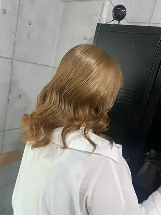 ロング カラー ヘアアレンジ 艶髪ハイトーン特化 梅田美容室SLYのヘアスタイル