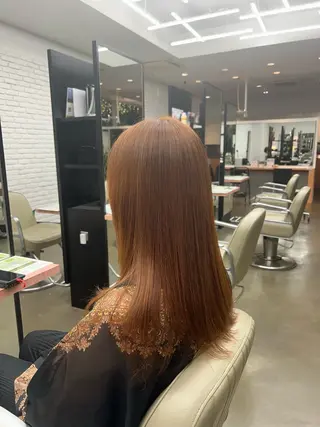 カラー ディフィーノ青山所属・石川 野乃花のヘアスタイル