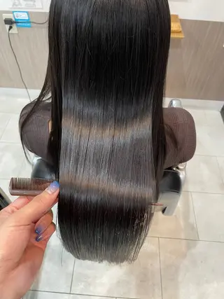 ロング 松尾 遥花のヘアスタイル