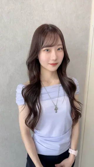 ロング カラー 赤み無し柔らかカラー 【梅田】madokaのヘアスタイル