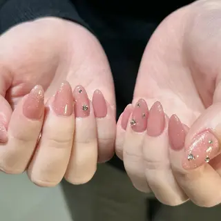 ネイル nailsalon blast所属・atelier univ.のネイルデザイン