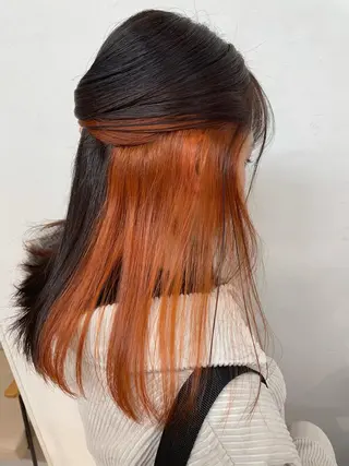 ロング 透明感ハイライト◎ 伊藤夏海のヘアスタイル