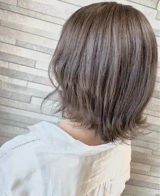 ミディアム 尾崎 優也のヘアスタイル