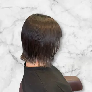 ミディアム セルバ所属・HIRORO ブリーチ/ハイトーンのヘアスタイル