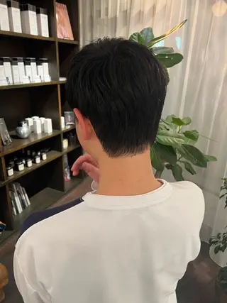ショート デザインカット 加藤園のヘアスタイル