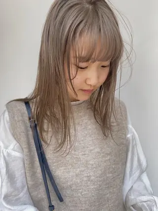 カラー Pros所属・nana/レイヤー /酸性ストレートのヘアスタイル