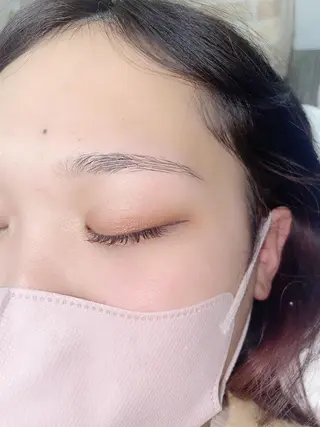 アイブロウ hikari 🌻*.ﾟのマツエク・マツパデザイン