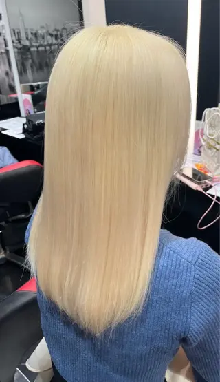 カラー BIZE 💚りょうか💚のヘアスタイル