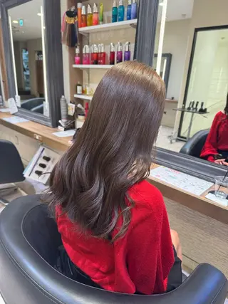カラー 艶カラー🐣 ゆいのヘアスタイル