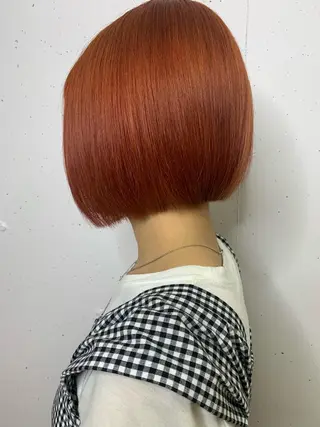 ショート カラー raika .のヘアスタイル