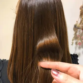 ミディアム 長井 麻帆のヘアスタイル