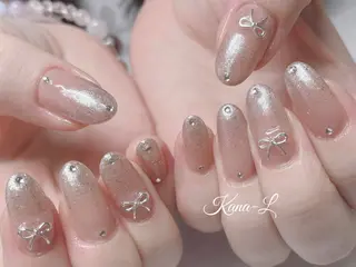 ネイル 芦辺 香奈のネイルデザイン