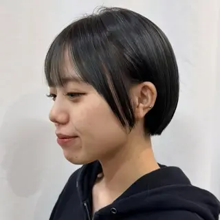 ミディアム YOIKU所属・駒場 由衣のヘアスタイル