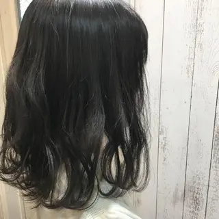 ミディアム カラー embrace エンブレイスのヘアスタイル