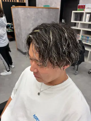 カラー パーマ MEN'S SALON 段所属・グ リのヘアスタイル
